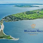 Semesterbostad By The Golf Course Over 2 Storeys *