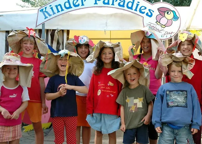 By The Golf Course Over 2 Storeys Casa de Férias *